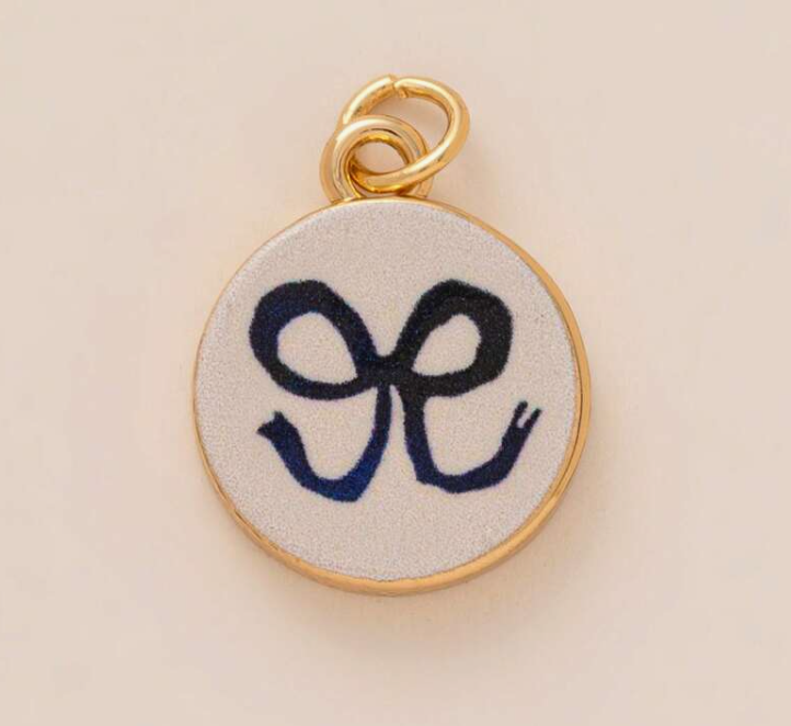 "Vintage Bow" Enemal Charm